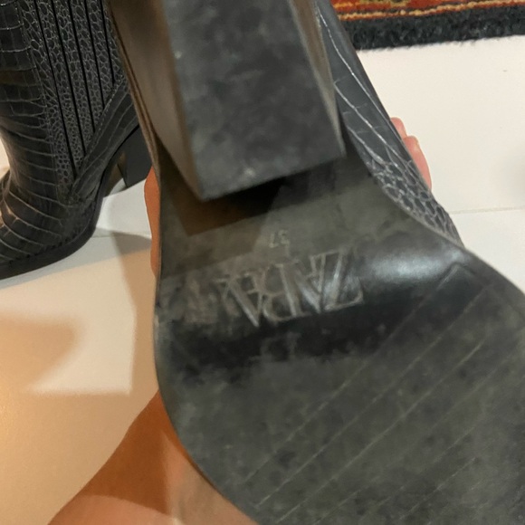 Zara grey crocodile boots - Picture 4 of 4